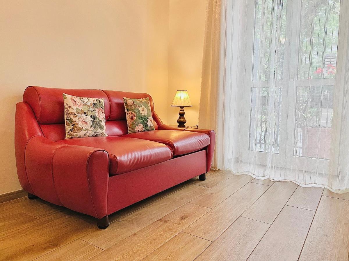 Exquisitely Renovated And Centrally Located Apartment With Free Parking Turin Ngoại thất bức ảnh